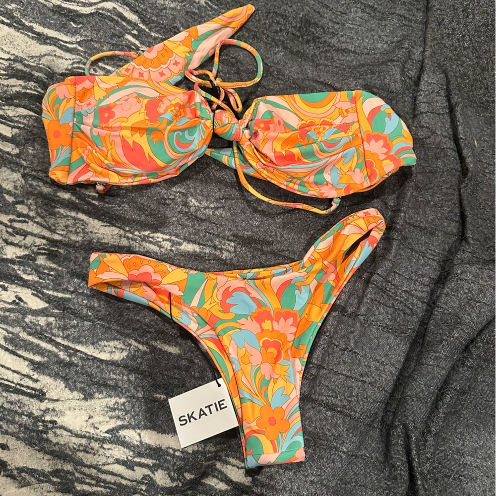 Skatie Bikini New with Tags